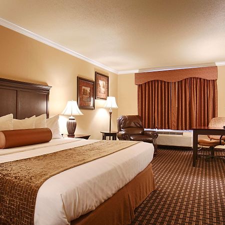 Best Western Plus Southpark Inn & Suites Tyler Εξωτερικό φωτογραφία