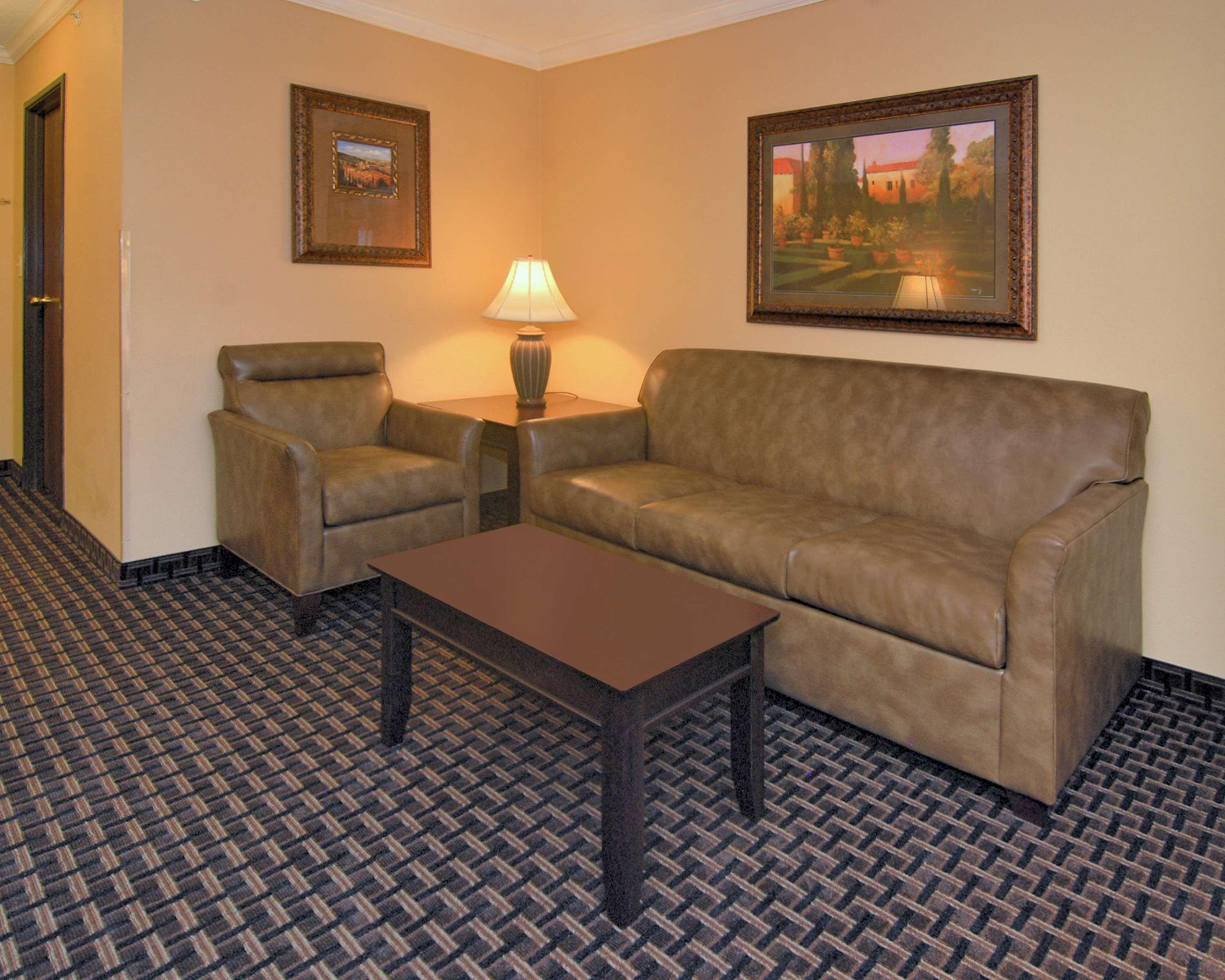 Best Western Plus Southpark Inn & Suites Tyler Εξωτερικό φωτογραφία